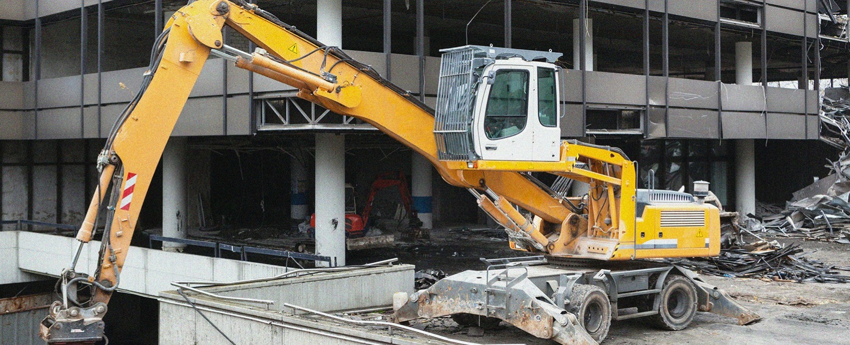 Demolition clauses in commercial leases