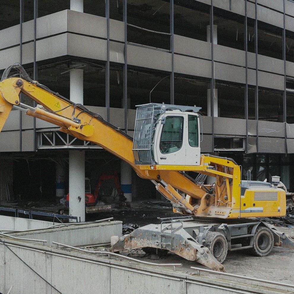 Demolition clauses in commercial leases